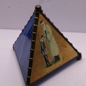 Rare Leona Fein Judica Pyramid Signed Glass Art